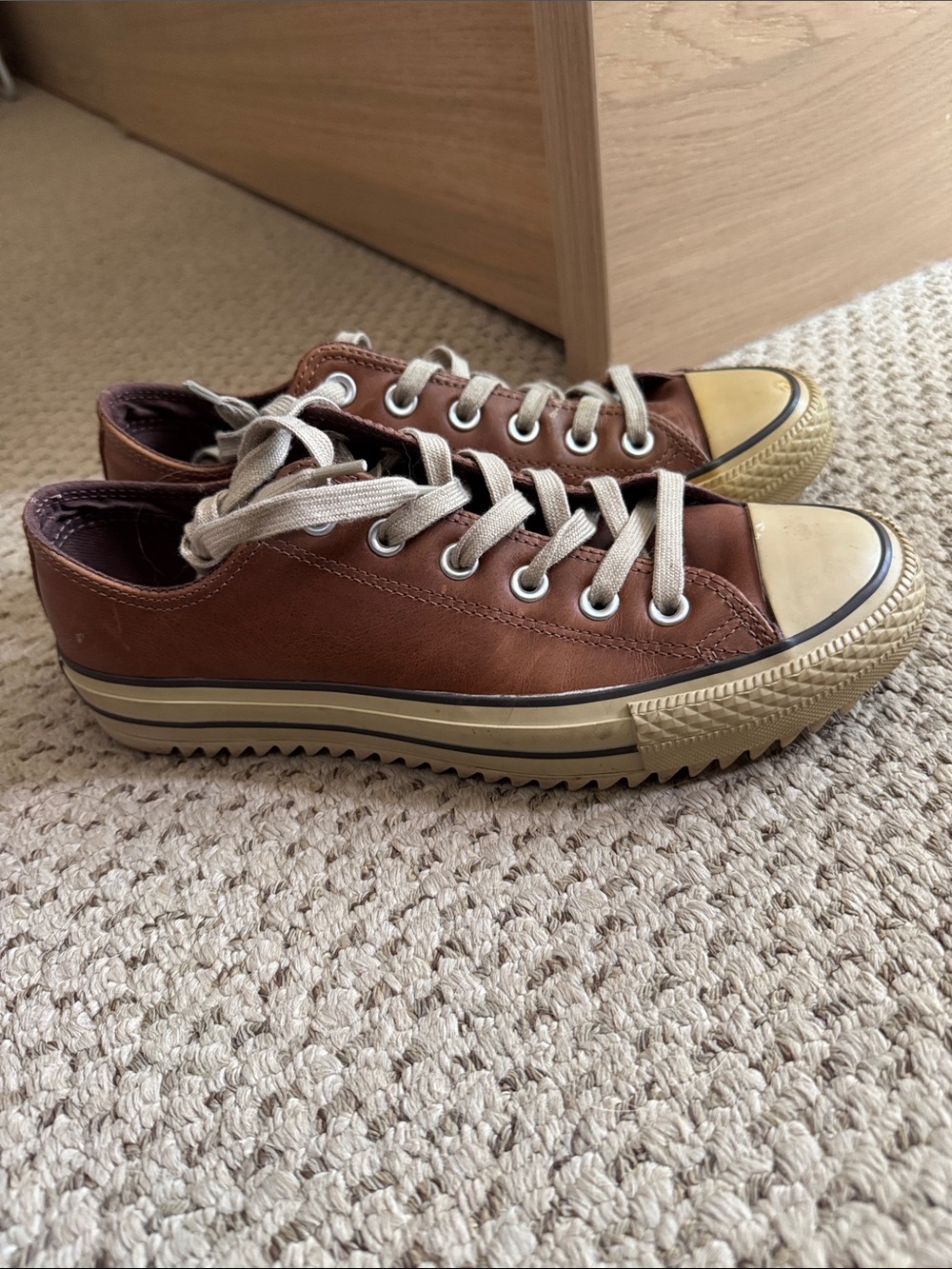 Converse Leather Low-Top Sneakers